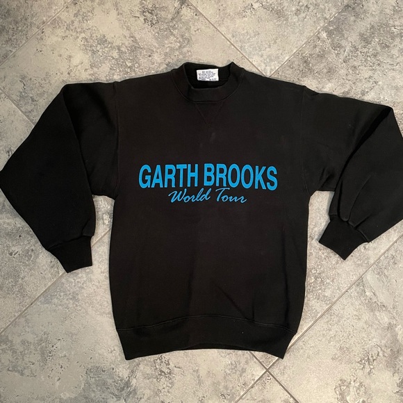 NEVER WORN GARTH BROOKS VINTAGE ATHLETIC SUIT WORLD TOUR 1990. SMALL - Picture 2 of 5